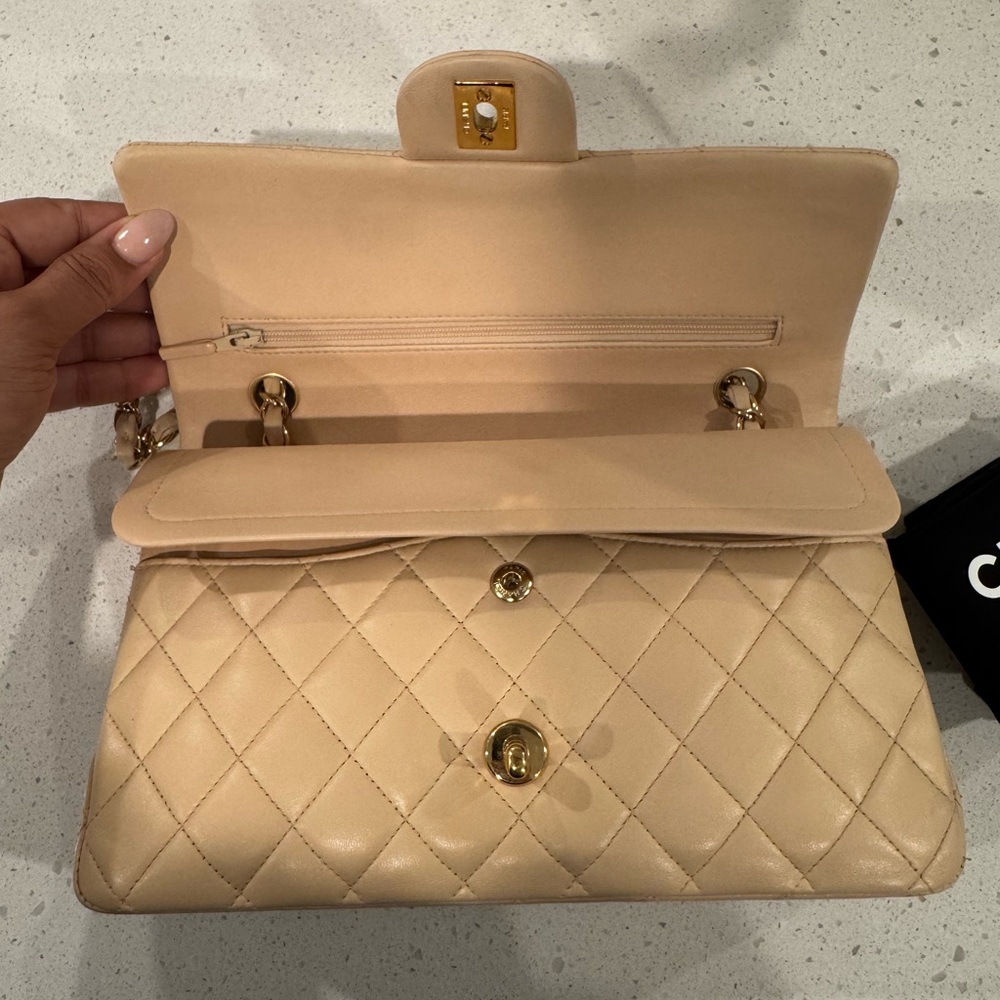 Chanel classic double flap medium lambksin - Picture 8 of 13